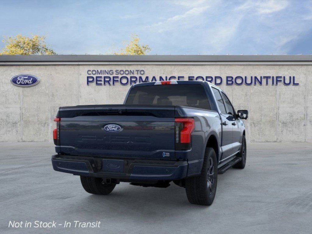 2025 Ford F-150 Lightning photo 7