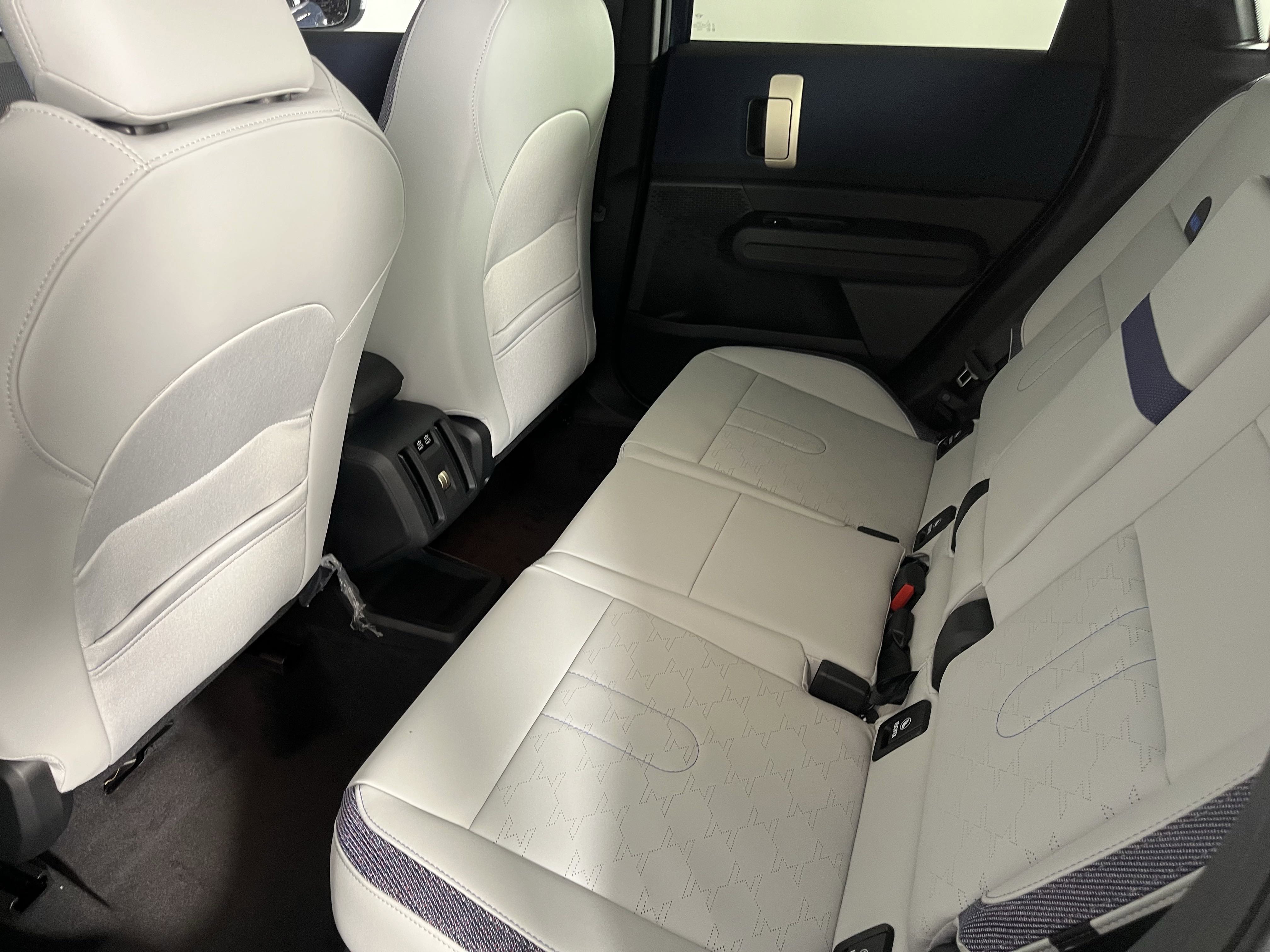 2025 Mini Cooper S ALL4 photo 11