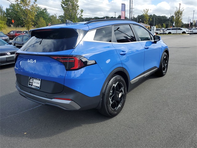 2026 Kia Sportage EX photo 2
