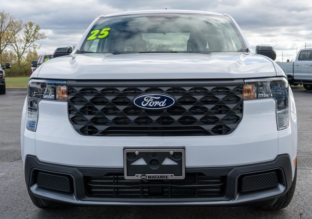 2025 Ford Maverick XLT photo 3