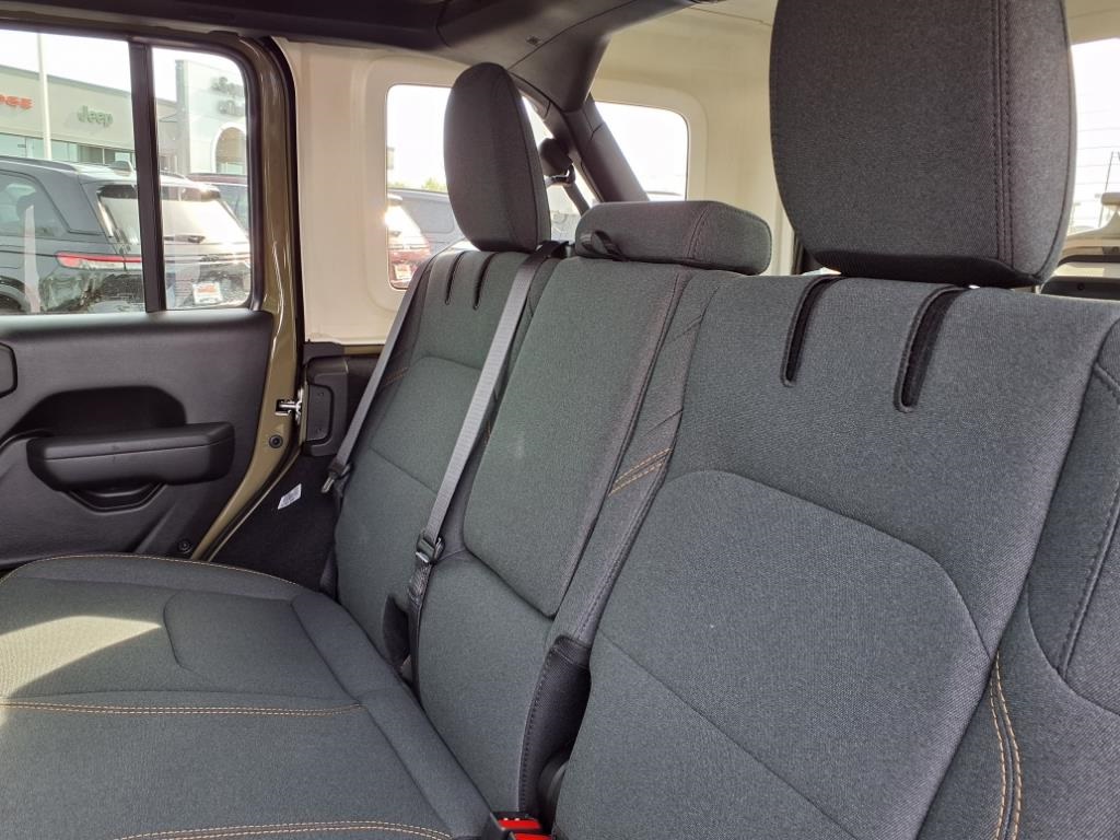 2025 Jeep Wrangler Sport S 4xe photo 12