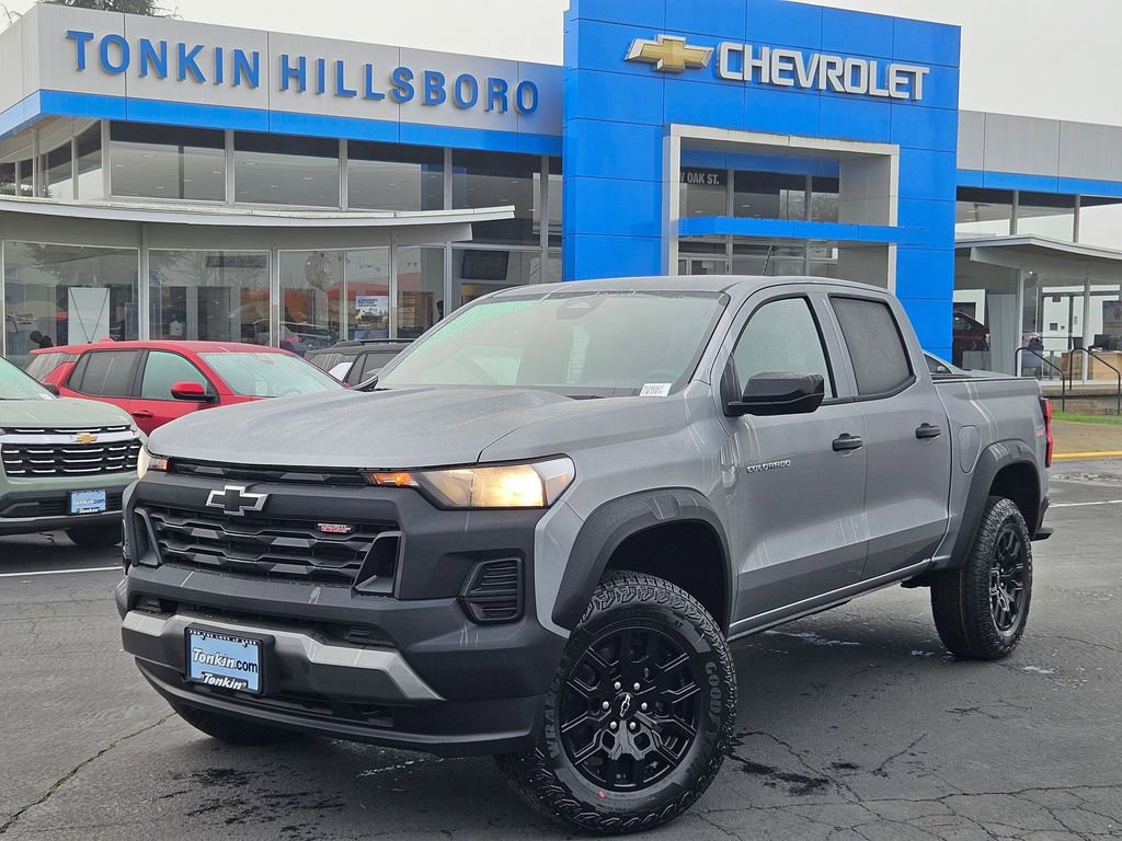 2026 Chevrolet Colorado Trail Boss photo 2