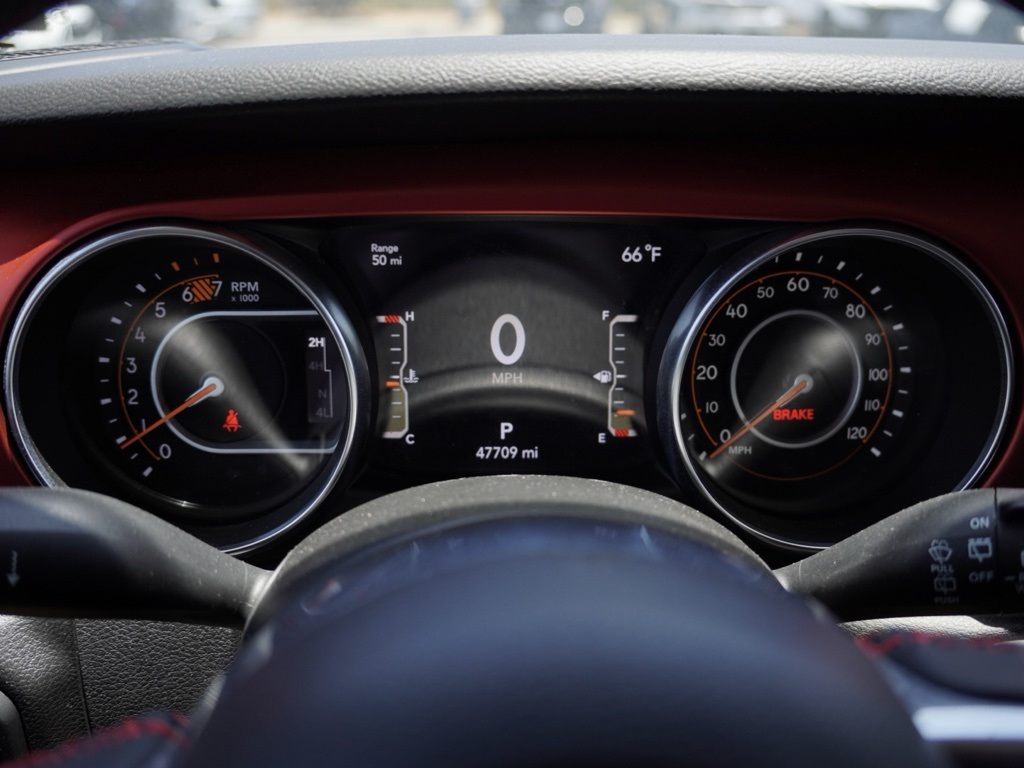 2023 Jeep Wrangler Rubicon photo 14