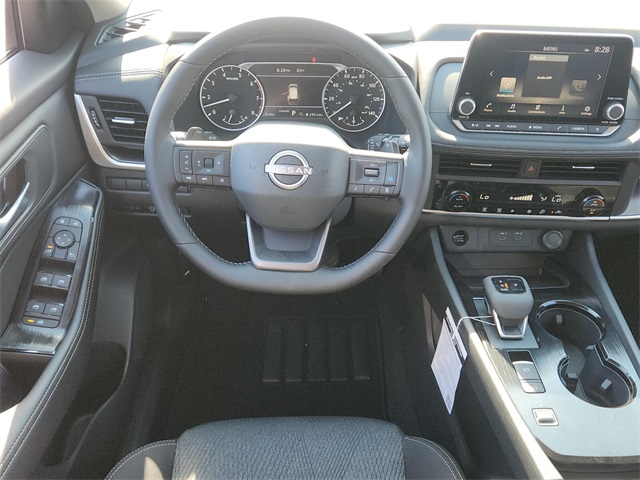 2026 Nissan Rogue SV photo 8