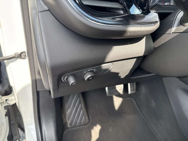 2023 Buick Envision Essence photo 19