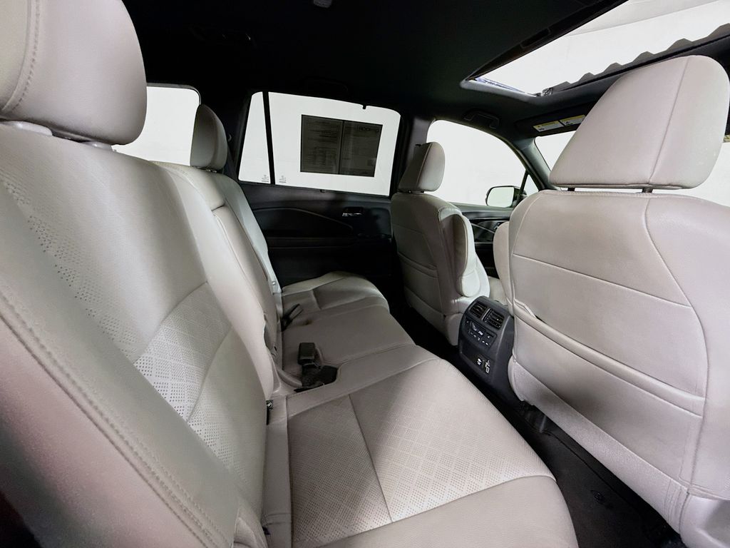 2019 Honda Passport Elite photo 30