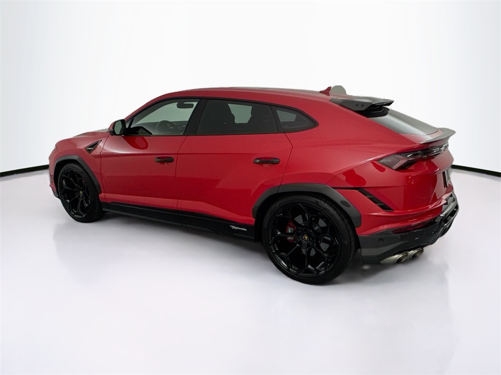 2023 Lamborghini Urus Performante photo 7