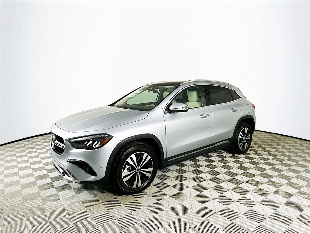 2026 Mercedes Benz GLA 250 photo 3