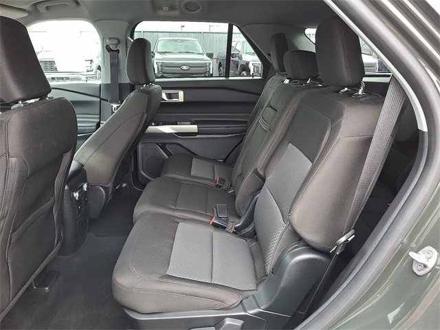 2022 Ford Explorer XLT photo 7