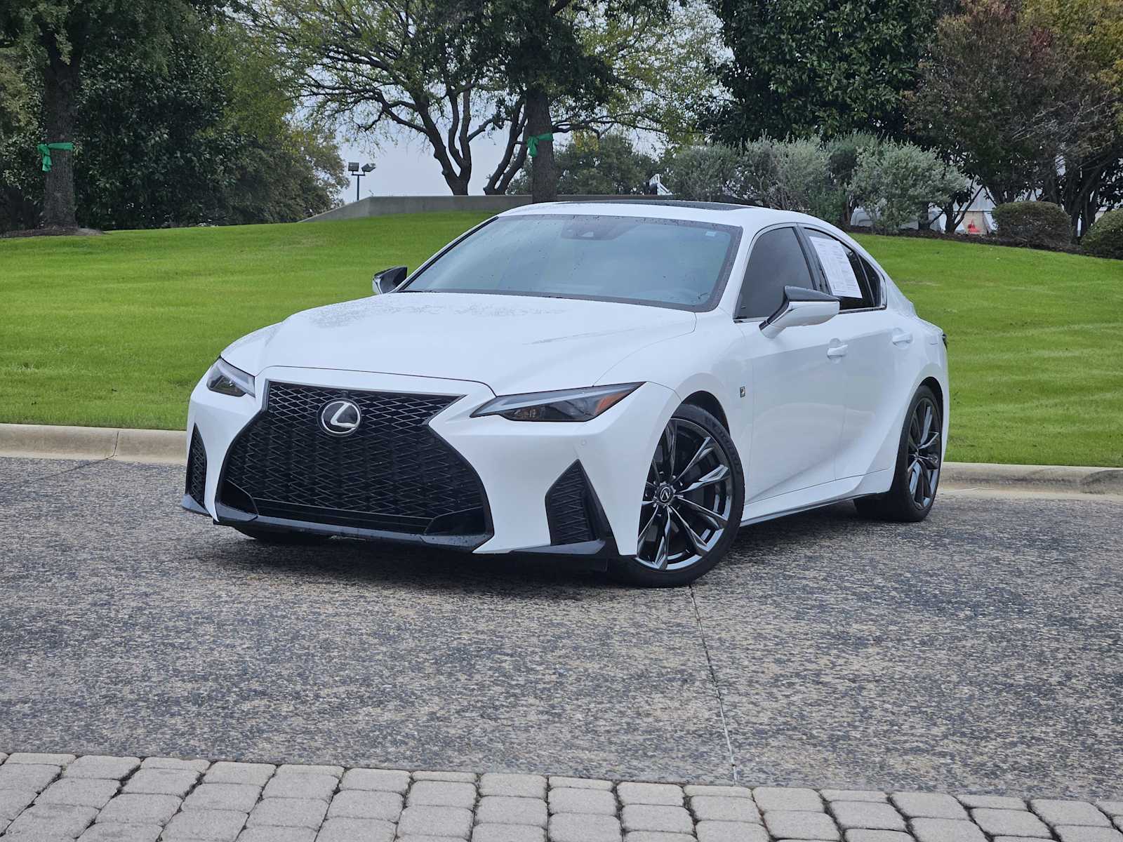 2023 Lexus IS 350 F SPORT's photo