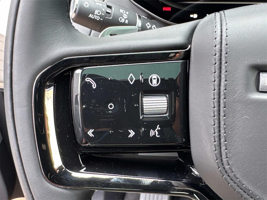 2025 Land Rover Range Rover Sport SE photo 25