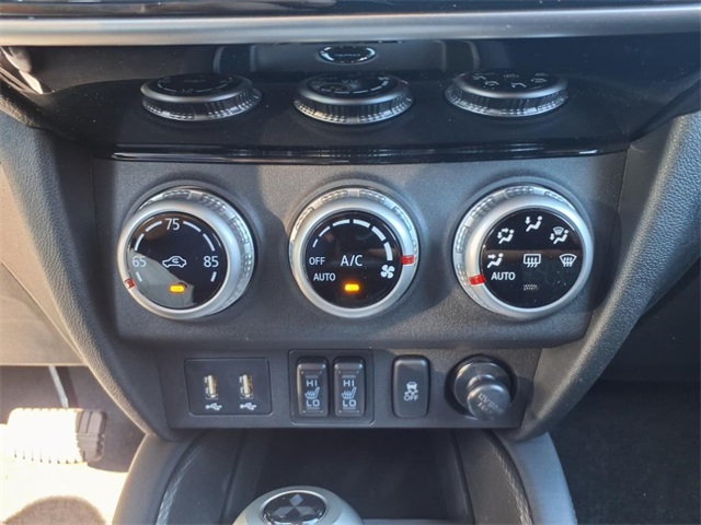 2025 Mitsubishi Outlander Sport ES SE LE photo 9