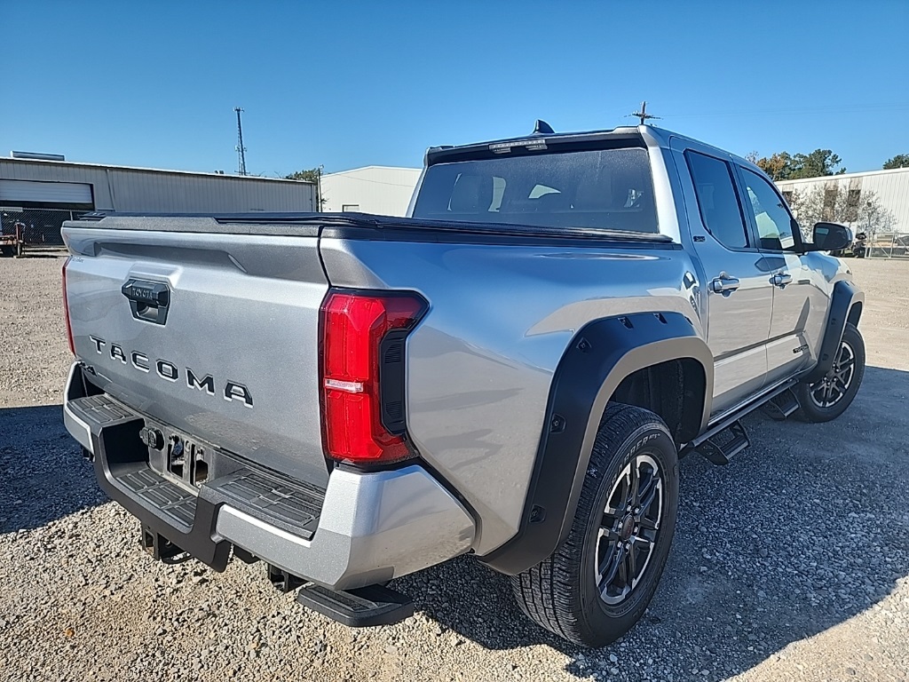 2024 Toyota Tacoma SR5 photo 3