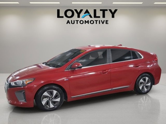 2019 Hyundai Ioniq SEL's photo