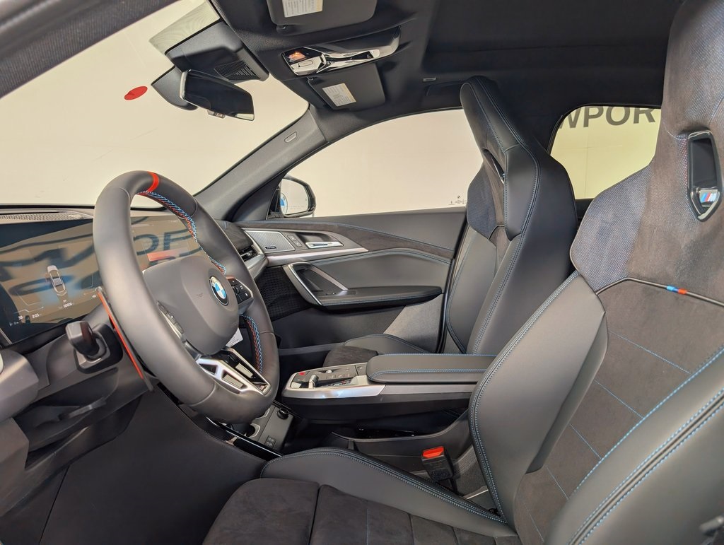 2026 Bmw X2 M35i photo 2
