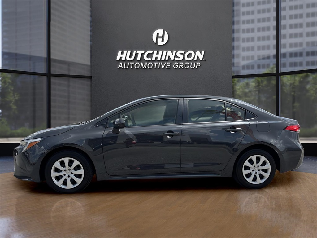 2024 Toyota Corolla Hybrid LE photo 4