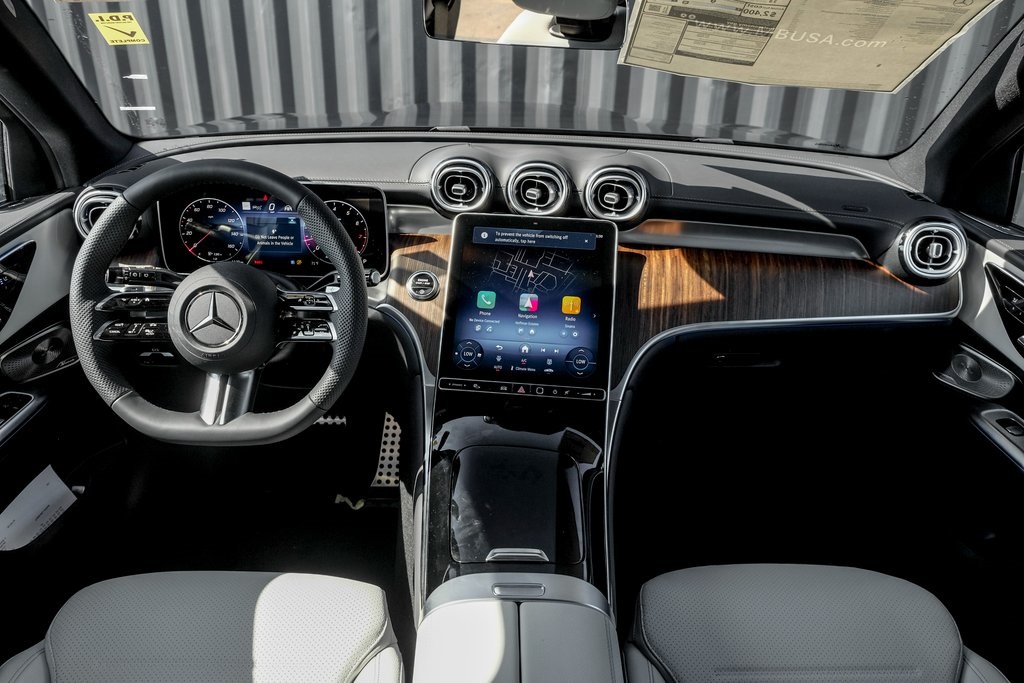 2026 Mercedes Benz GLC 300 4MATIC photo 19