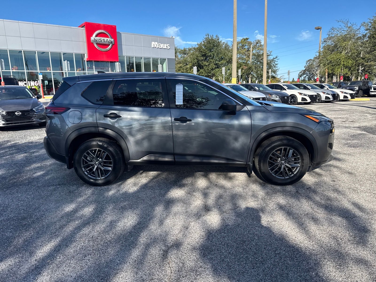 2023 Nissan Rogue S photo 4