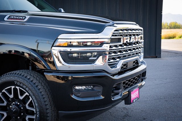 2026 Ram 3500 Limited Longhorn photo 4