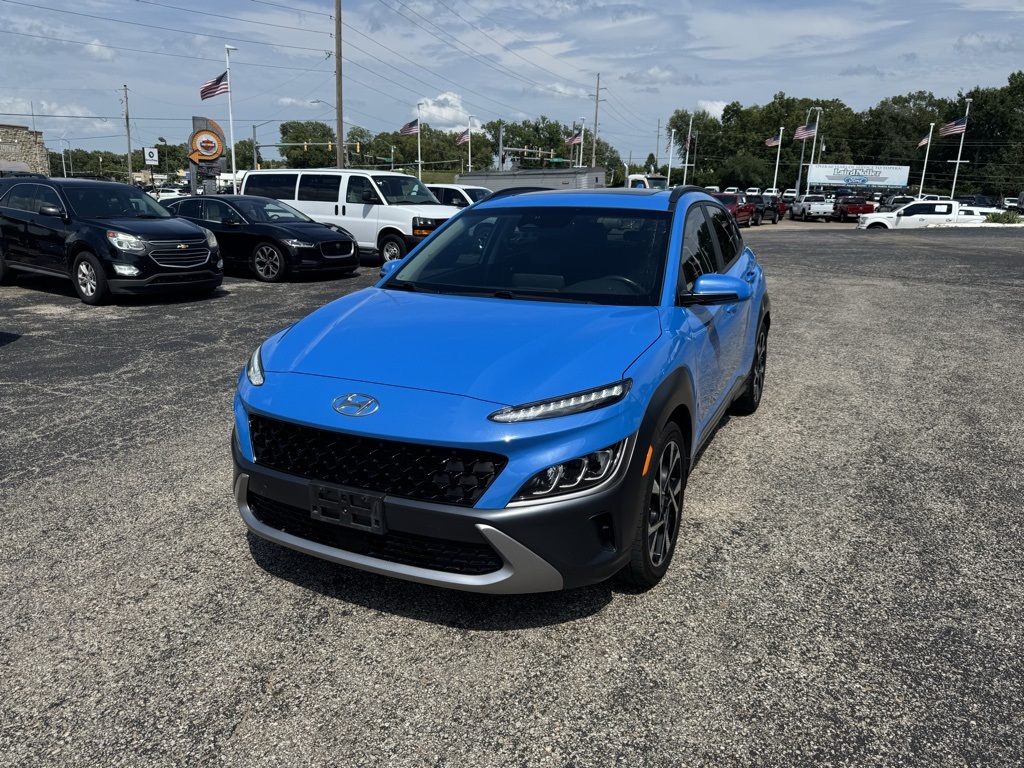 2022 Hyundai Kona Limited photo 3