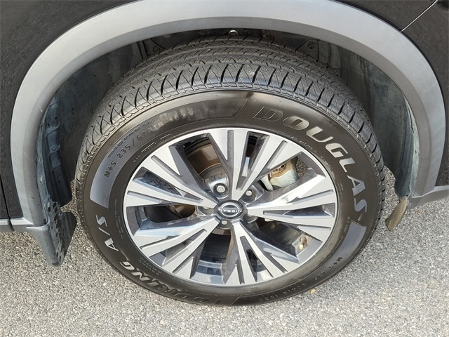 2022 Nissan Rogue SV photo 19