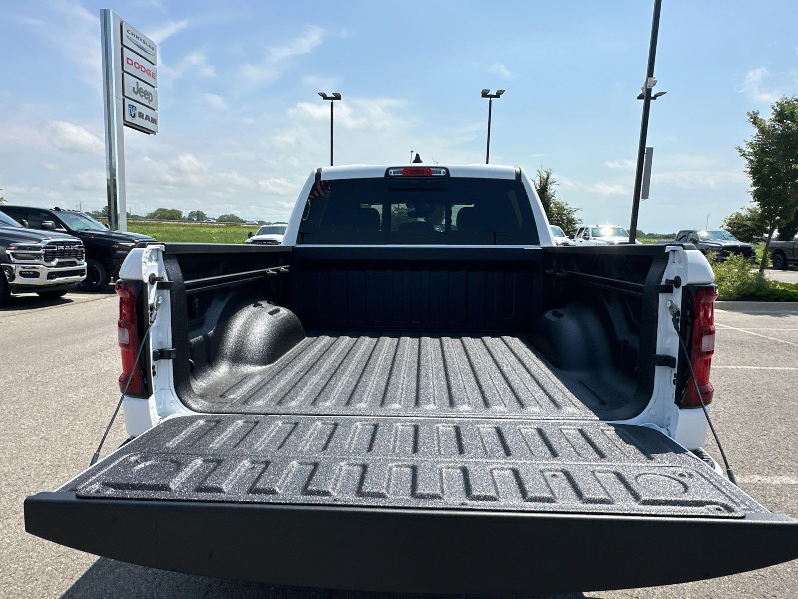 2026 Ram 1500 Lone Star photo 3