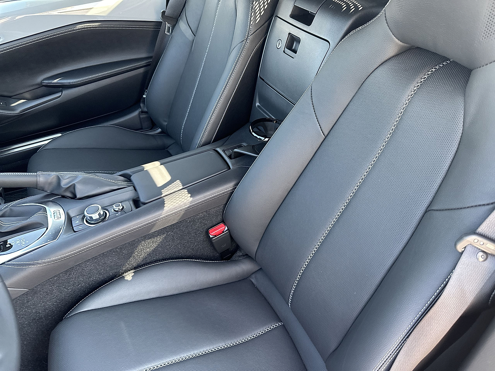 New 2024 Aero Gray Metallic Mazda Grand Touring image 13