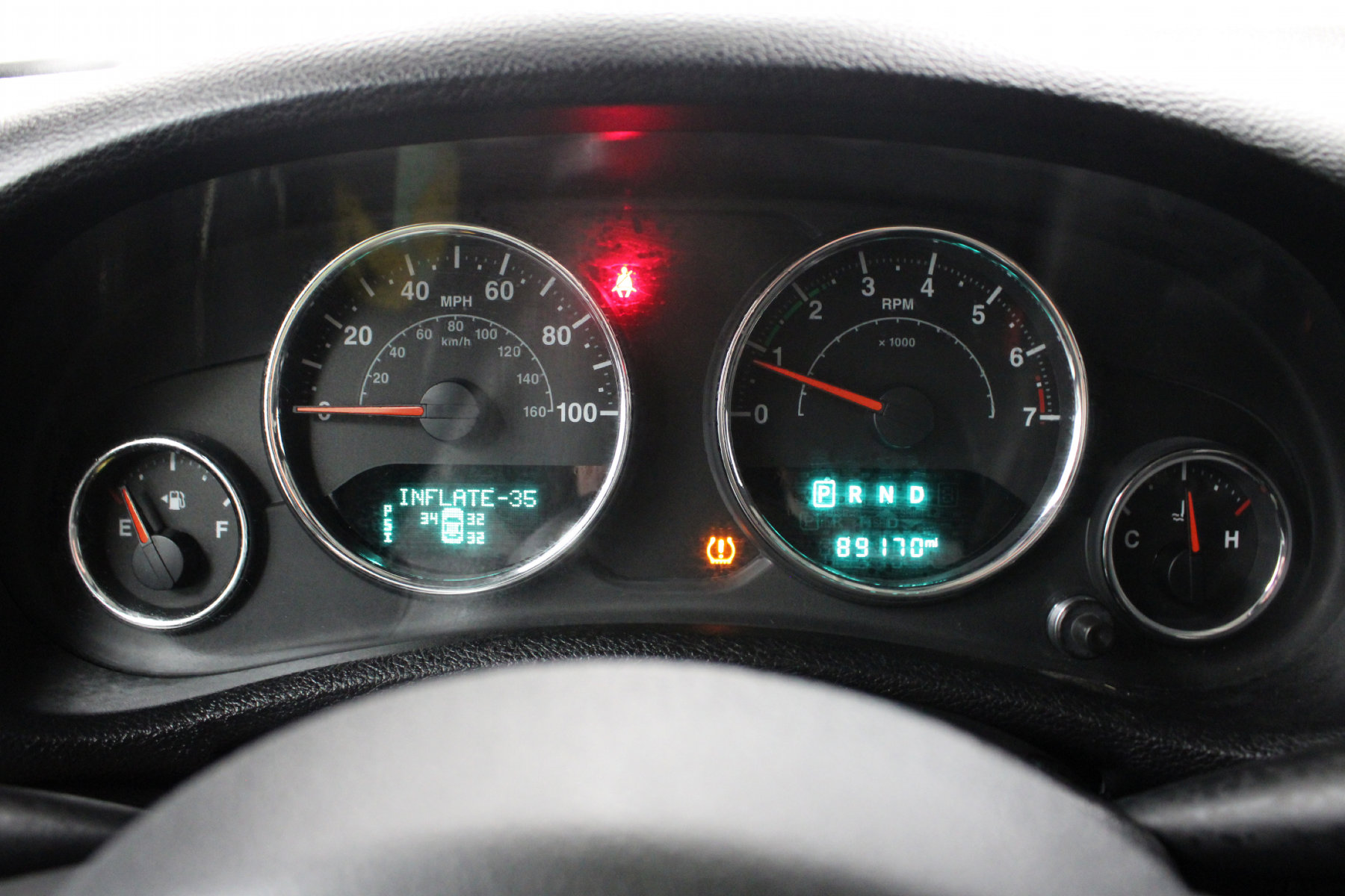 2017 Jeep Wrangler Unlimited Sport photo 3