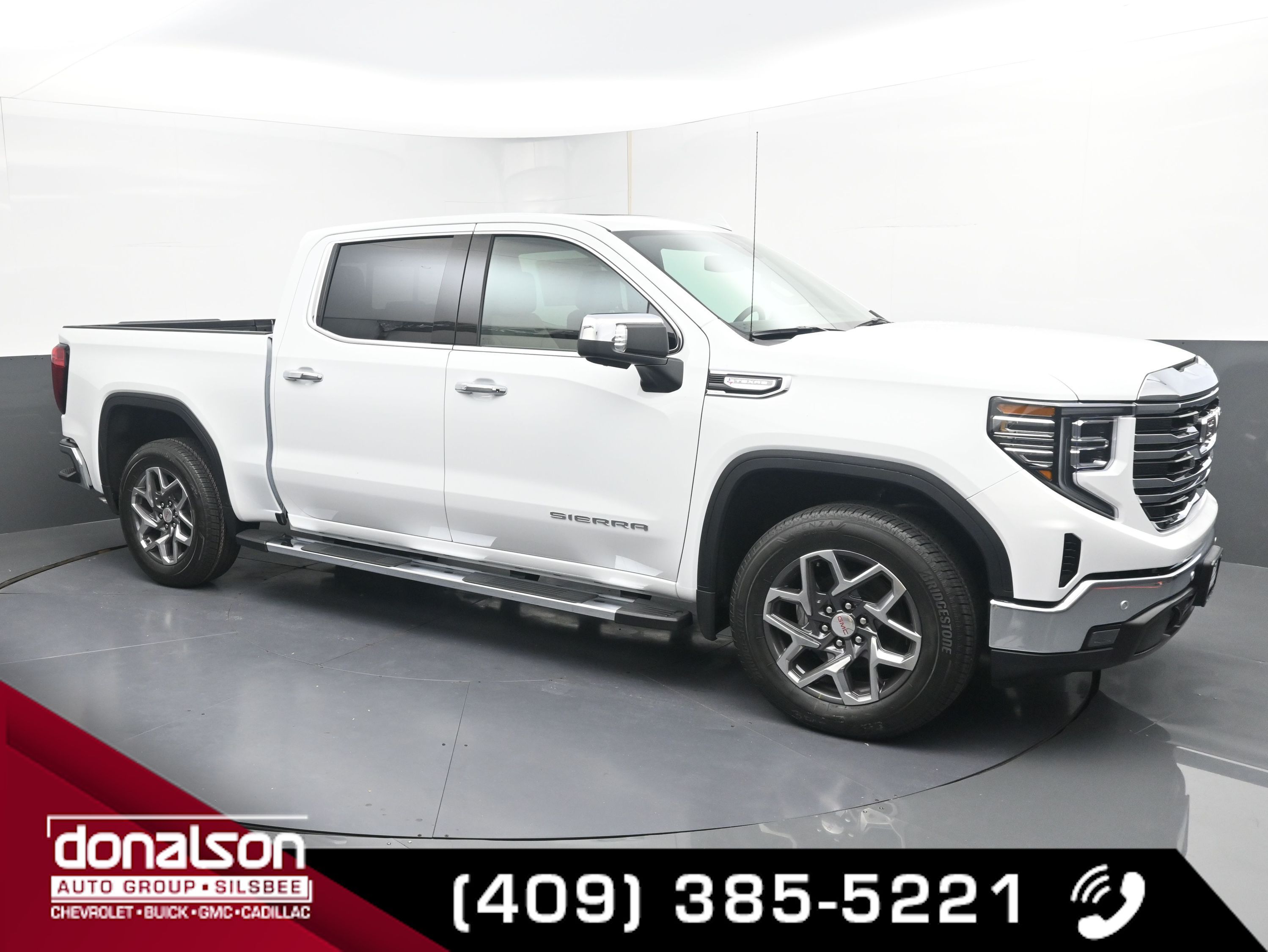 2026 GMC Sierra 1500 SLT's photo