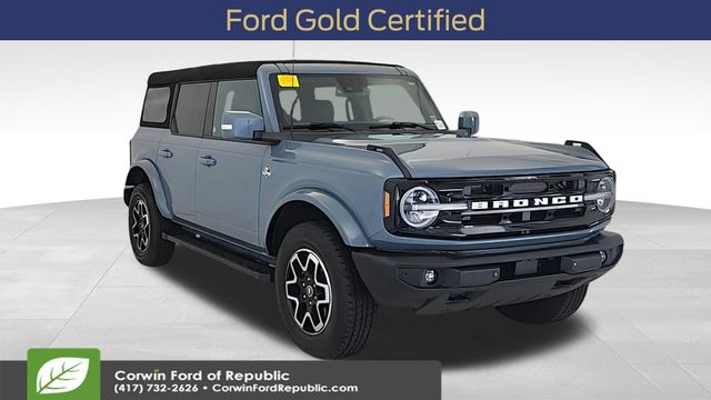 2024 Ford Bronco 4-Door Outer Banks's photo