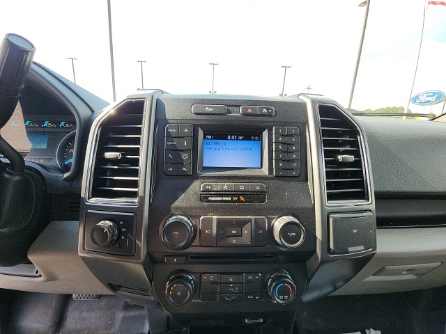 2018 Ford F-150 XLT photo 12