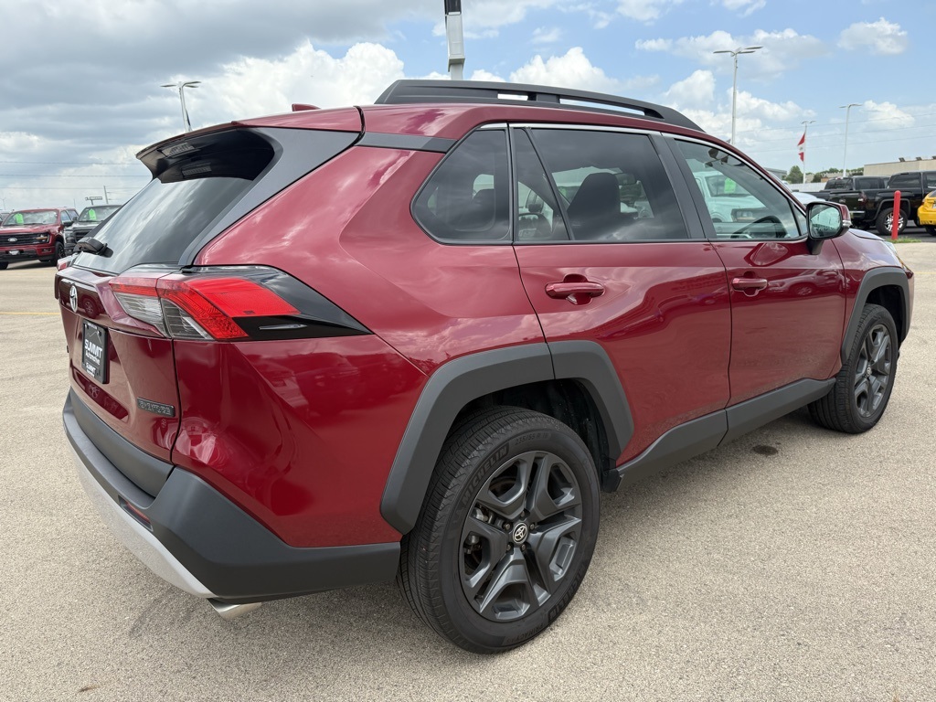 2023 Toyota RAV4 Adventure photo 4