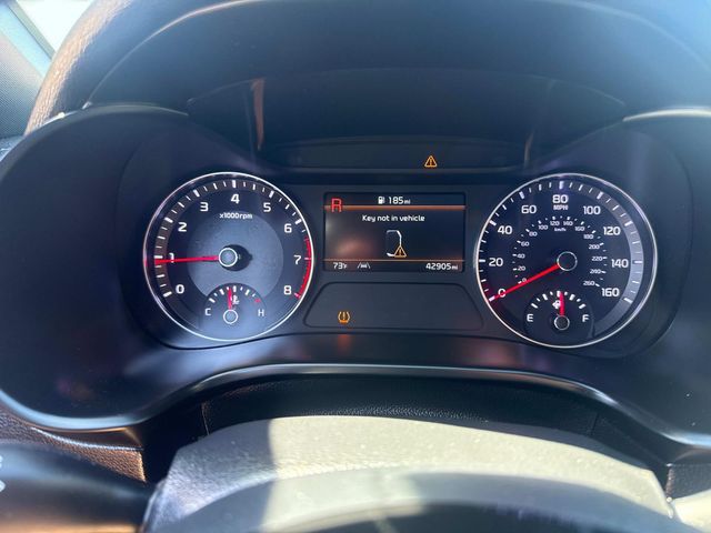 2023 Kia Forte GT-Line photo 32