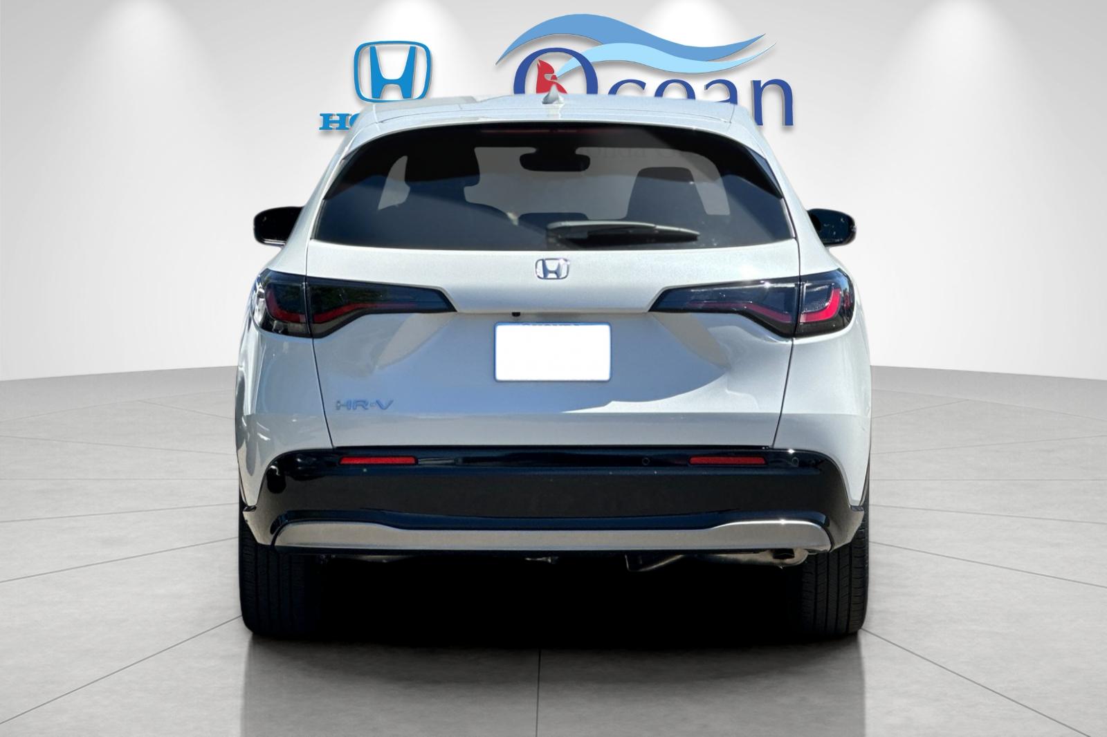 2026 Honda HR-V EX-L photo 3