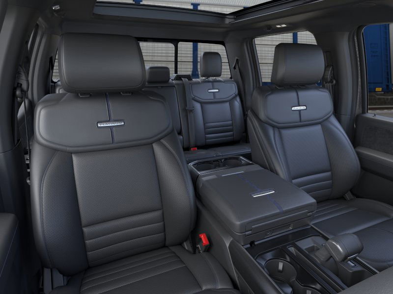 2025 Ford F-150 Platinum photo 6