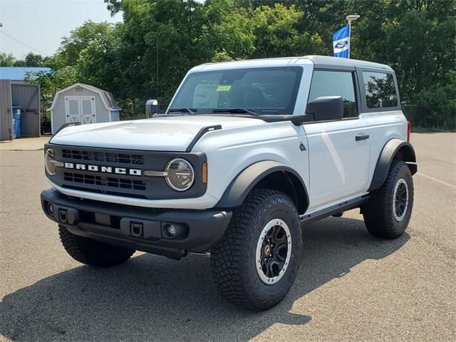 2024 Ford Bronco Black Diamond photo 8