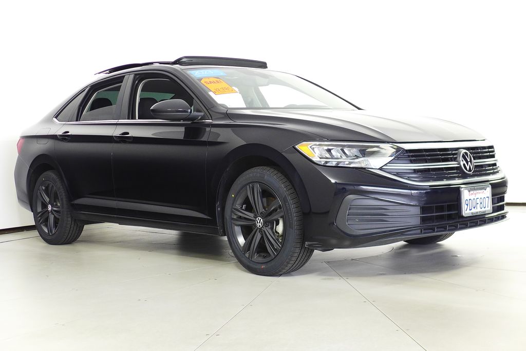 2023 Volkswagen Jetta 1.5T SE photo 3