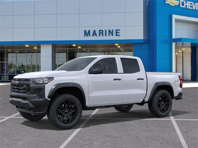 2026 Chevrolet Colorado Trail Boss photo 2