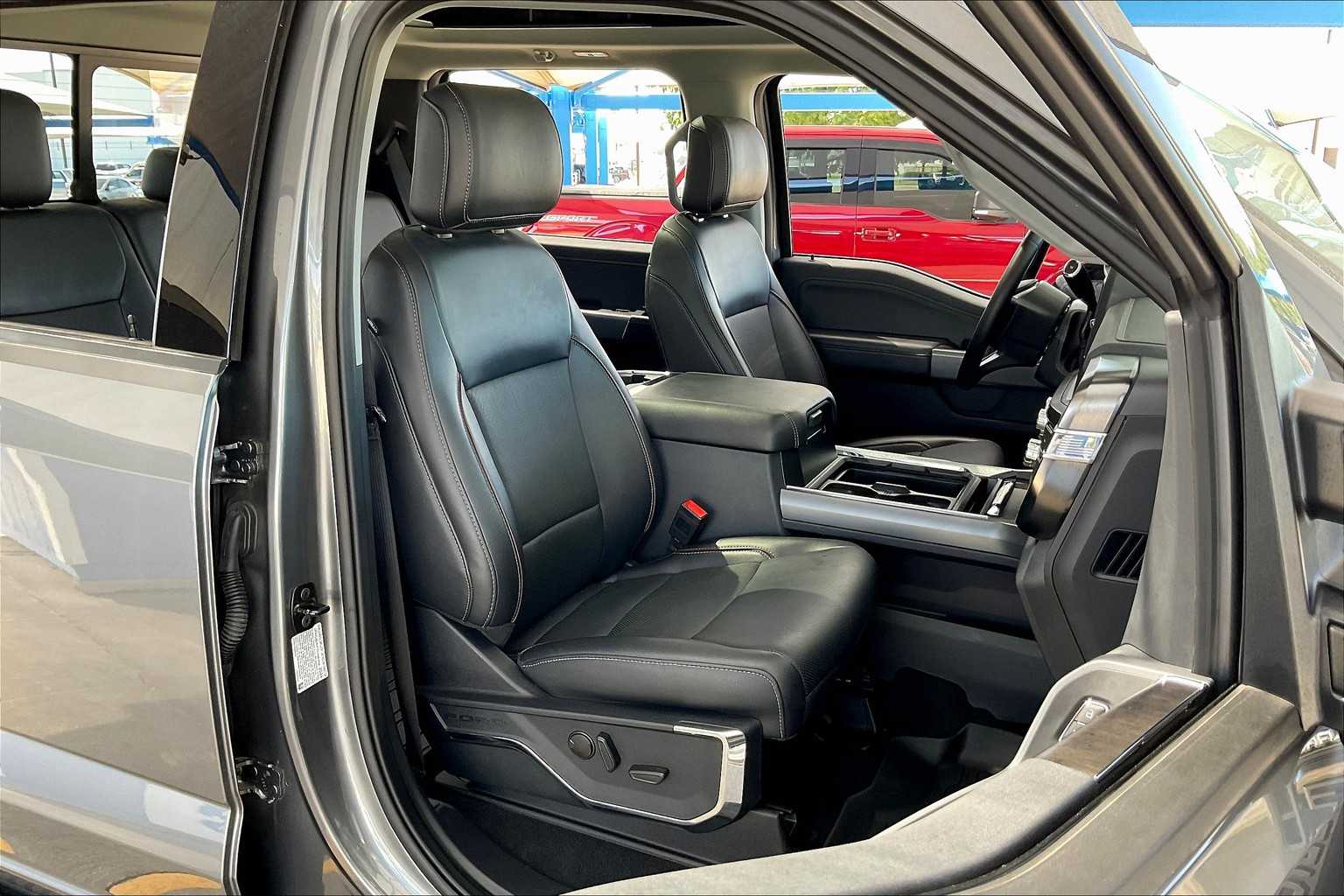 2024 Ford F-250 1500 Denali photo 16