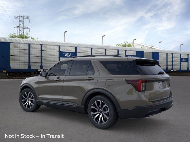 2026 Ford Explorer ST-Line photo 2