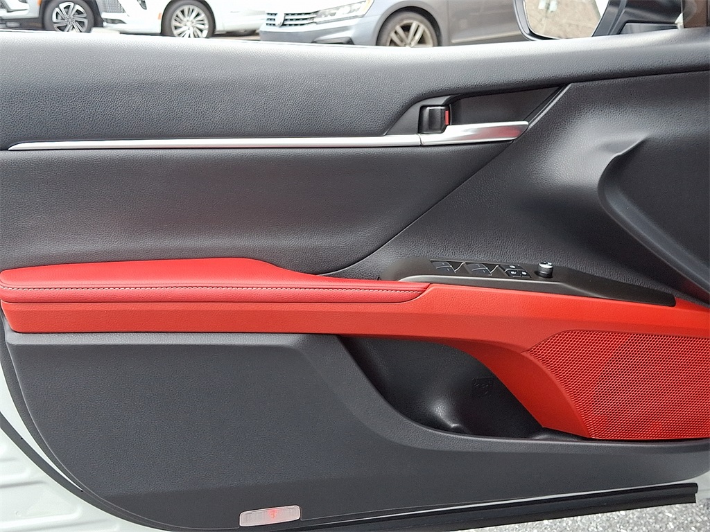 2023 Toyota Camry XSE photo 13