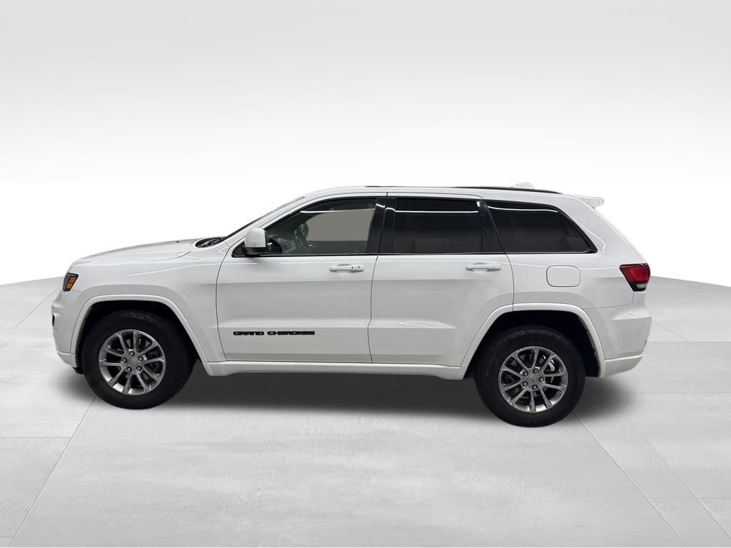 2019 Jeep Grand Cherokee Altitude photo 3