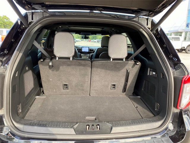 2022 Ford Explorer ST-Line photo 4