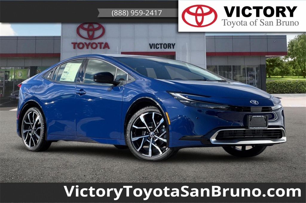 2026 Toyota Prius XSE's photo