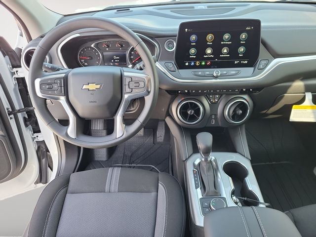 2025 Chevrolet Blazer 2LT photo 11