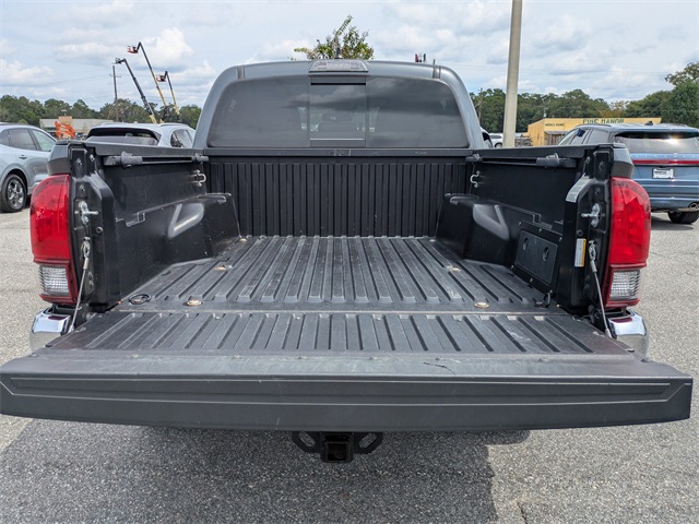 2021 Toyota Tacoma SR5 V6 photo 12