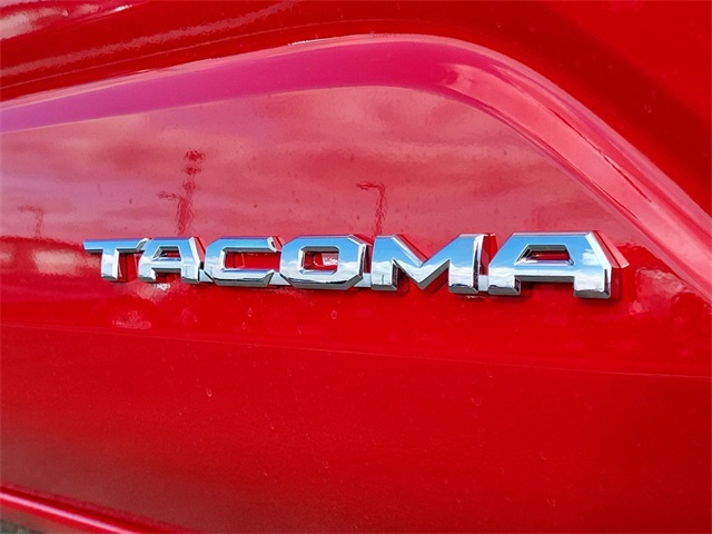 2025 Toyota Tacoma SR5 Double Cab photo 6