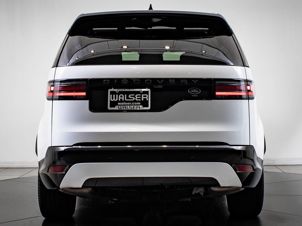 2023 Land Rover Discovery S R-Dynamic photo 7