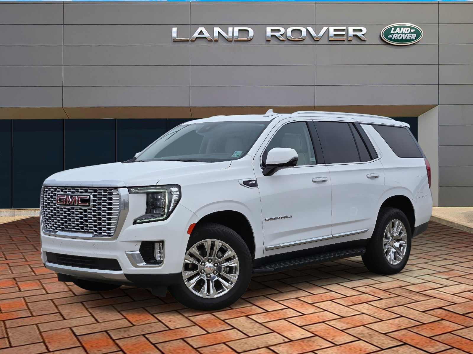 2023 GMC Yukon Denali's photo