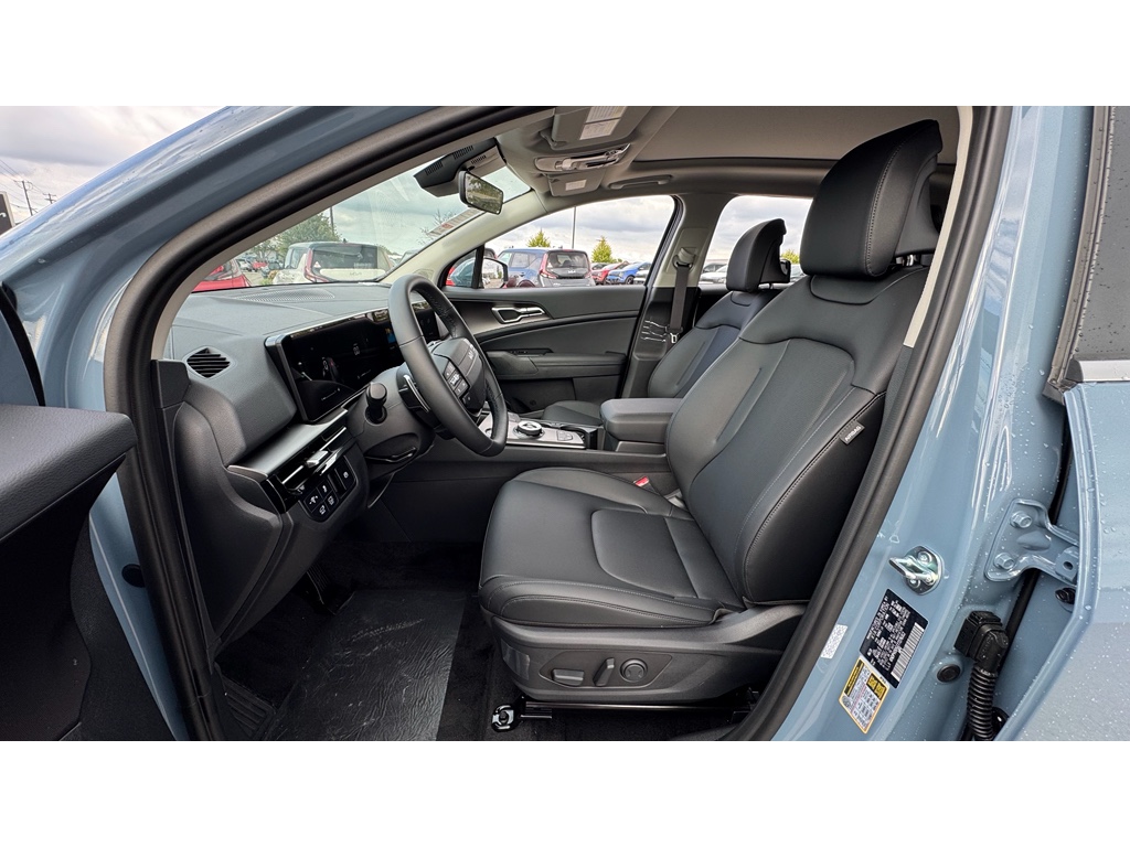 2026 Kia Sportage Hybrid EX photo 4